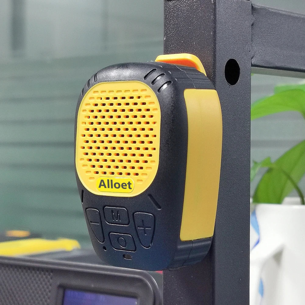 Altavoz portátil inalámbrico con Bluetooth 5.3 y correa magnética con clip, pequeño para ciclismo y senderismo.