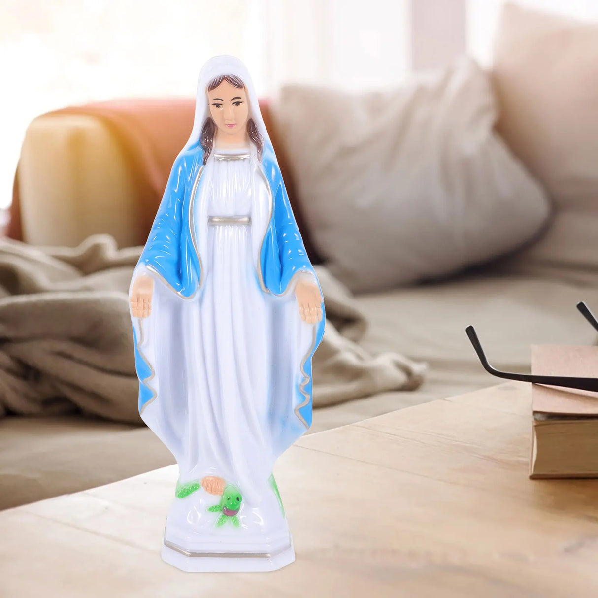 Plastic Virgin Statue Virgin Statue Mini Religious Decor Catholicism Adornment Desk Garden Church Sculpture Figurine