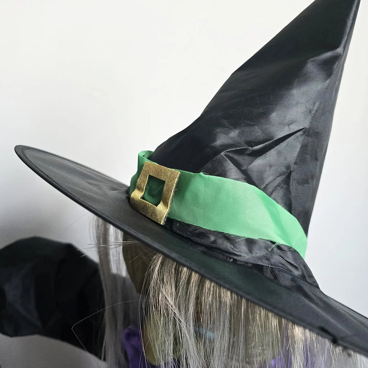 Halloween Flying Witch Decor Hovering Flying Witch Decorations with Scary Sound Halloween Props Horror Themed Scary Props