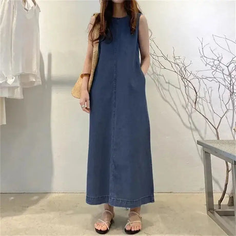 Women's Sleeveless Denim Long Dress Fashionable Round Neck Sleeveless Pocket Denim Skirt Loose Vest Denim Long Dress - Lootquake