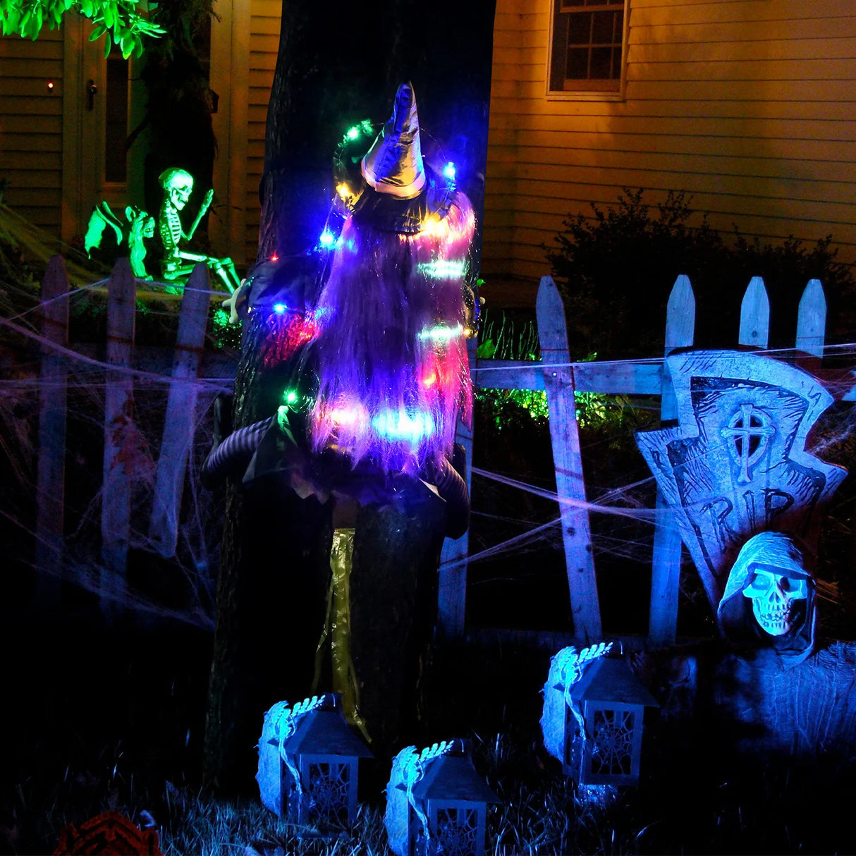 Halloween Witch Crashing Into Tree Decor Lifelike Outdoor Prop for Yard Garden Haunted House Scary Displays