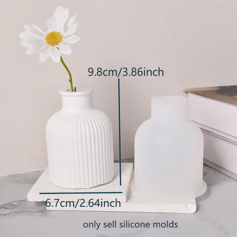 Abstract Human Sculpture Vase Silicone Aromatherapy Stick Container Plaster Mold Dried Flower Striped Vase Concrete Molds