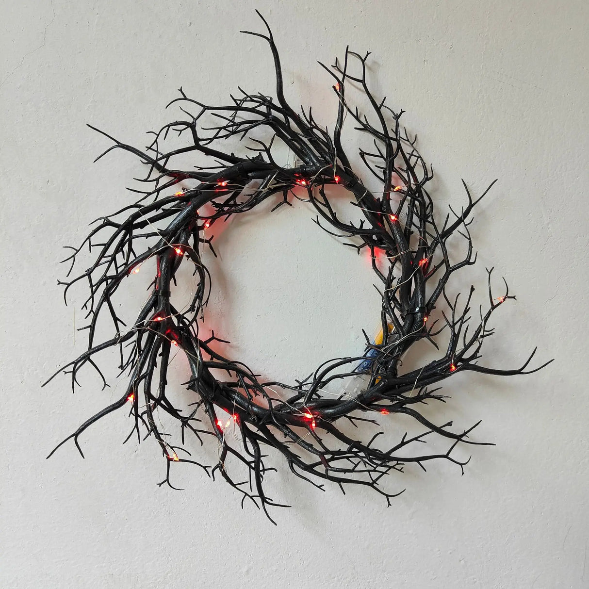 Halloween Wreath Black Branch Garland with LED Light Horror Party Haunted Festival Branch Wreath Hanging Room Halloween Decor