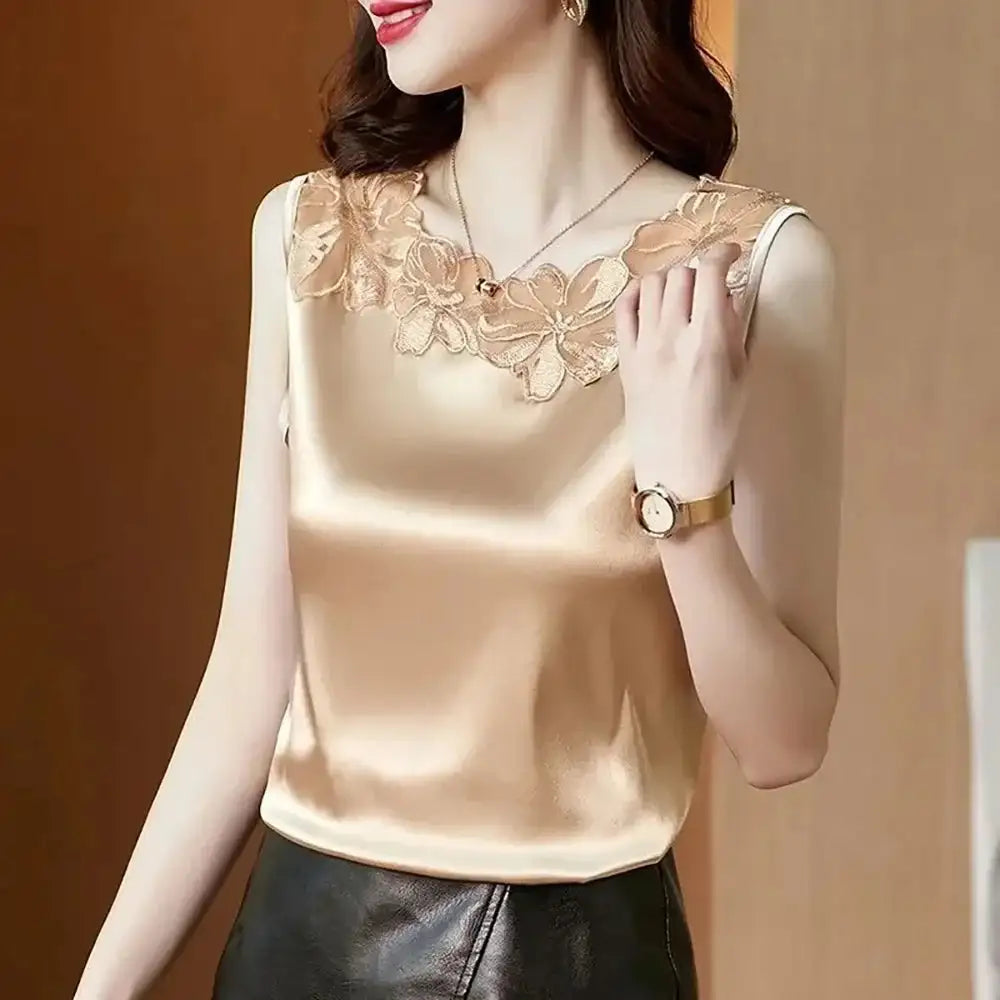 Nueva ropa de mujer, chaleco, camiseta sin mangas, traje de mujer, forro de encaje, verano 2024, nuevo top sin mangas de satén de seda, chalecos con tirantes