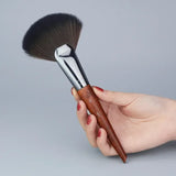 Grand pinceau pour fond de teint, blush, plat, pour BB crème, correcteur, fond de teint, liquide, crème, outils de maquillage