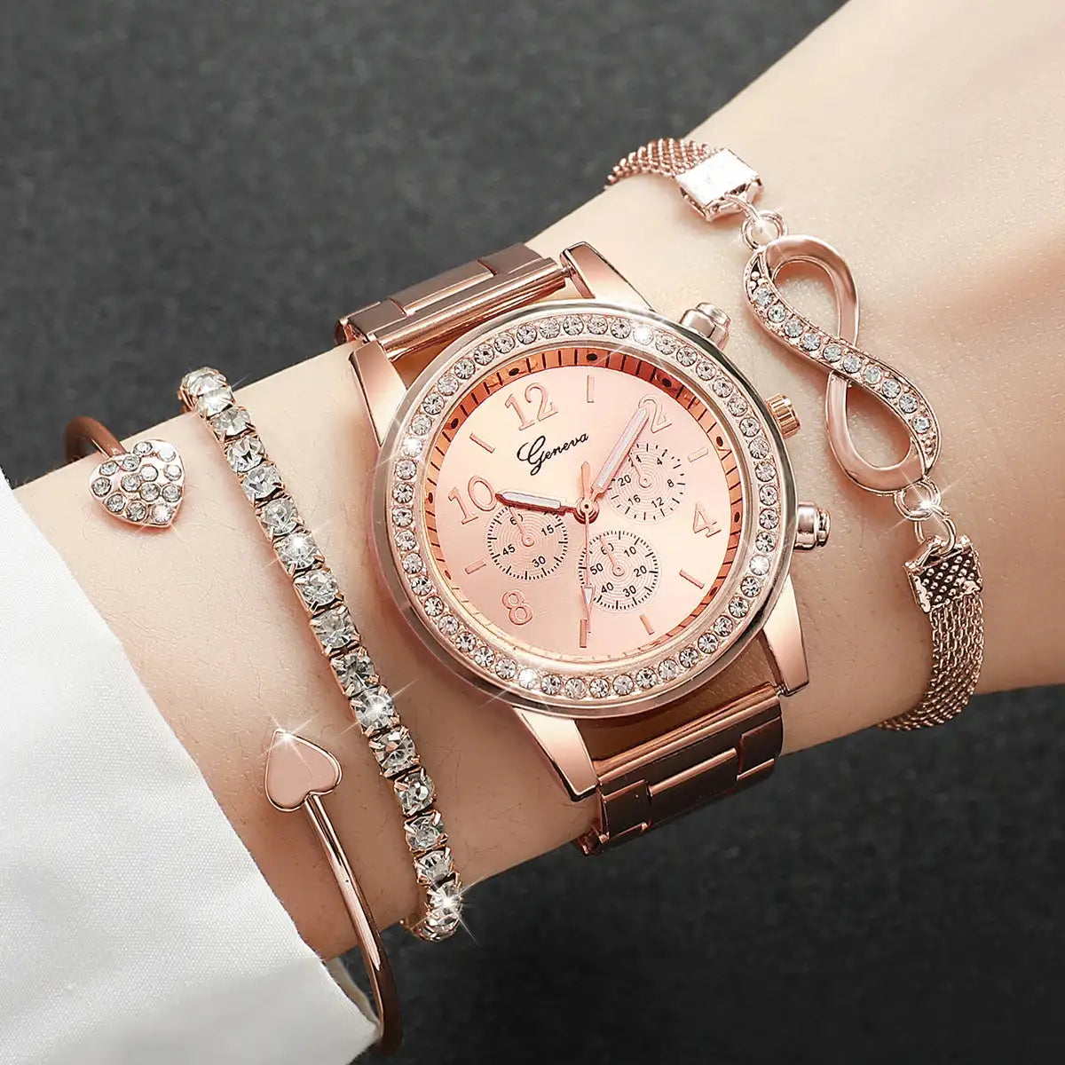 4PCS Fashion Women Watch Luxury Rhinestone Steel Band Ladies Quartz Watch Bracelet Set Relogio Feminino（Without Box） - Lootquake