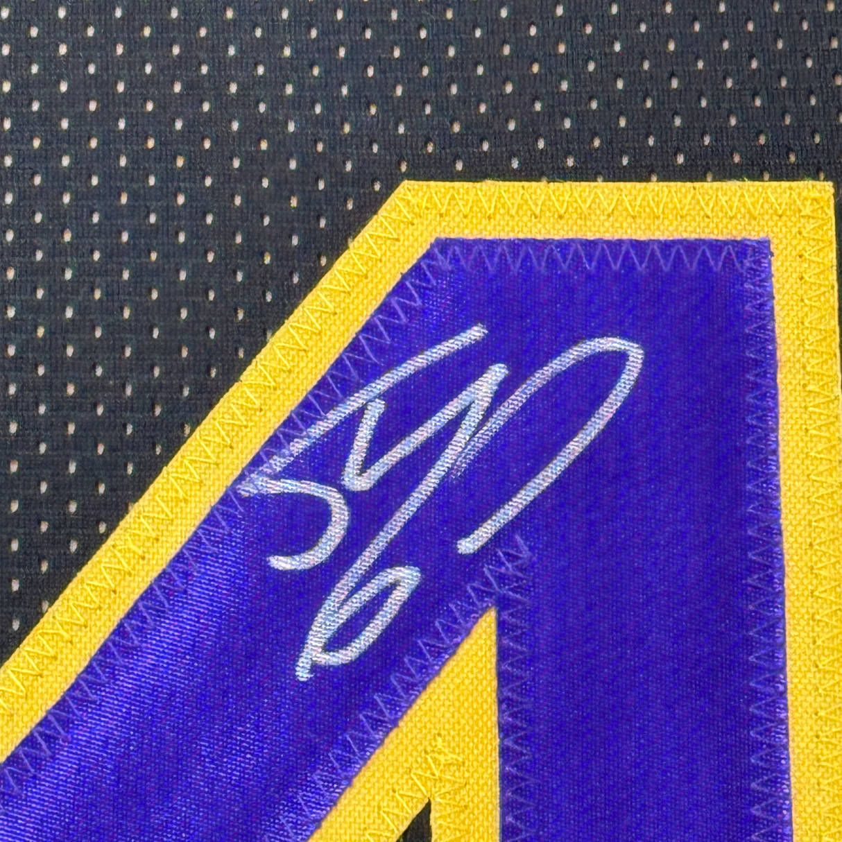 Camiseta de baloncesto negra de Los Ángeles LA de Shaquille O'Neal, enmarcada, autografiada y firmada, 35 x 39, JSA COA