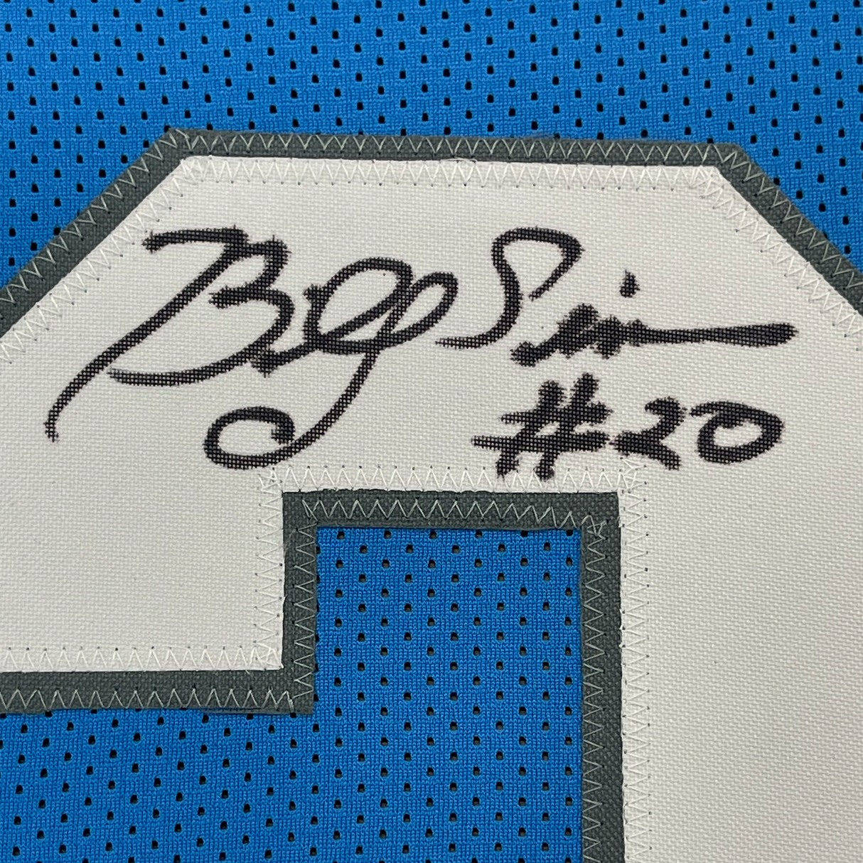 Camiseta de fútbol azul Detroit de 35 x 39, enmarcada, autografiada y firmada por Billy Sims 80 ROY JSA COA