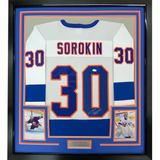 Camiseta de hockey blanca de Nueva York de 35 x 39, enmarcada, autografiada y firmada por Ilya Sorokin (JSA COA)