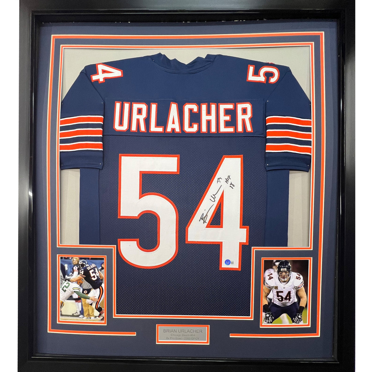 Camiseta de fútbol azul Chicago Beckett BAS COA enmarcada, autografiada y firmada por Brian Urlacher, 35 x 39, HOF 18
