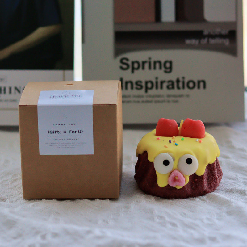 NNEDSZ Yellow Cake Candle - Cute Soy Wax Candle, Gift for Friends (Gardenia)