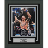 Foto enmarcada y autografiada de Max Holloway, UFC MMA, Black Fighting, 8x10, Beckett BAS COA