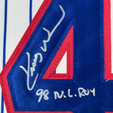 Camiseta de béisbol de rayas de Chicago, enmarcada, autografiada y firmada por Kerry Wood, 98 ROY, 35 x 39, Beckett BAS COA