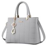 European and American Simple Hair Ball Handbags - Lootquake