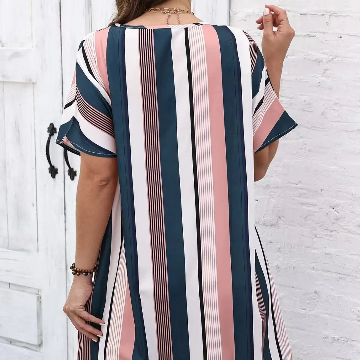 Ladies' Contrasting Striped Print Notch V-neck Short Casual Loose Dress - Lootquake