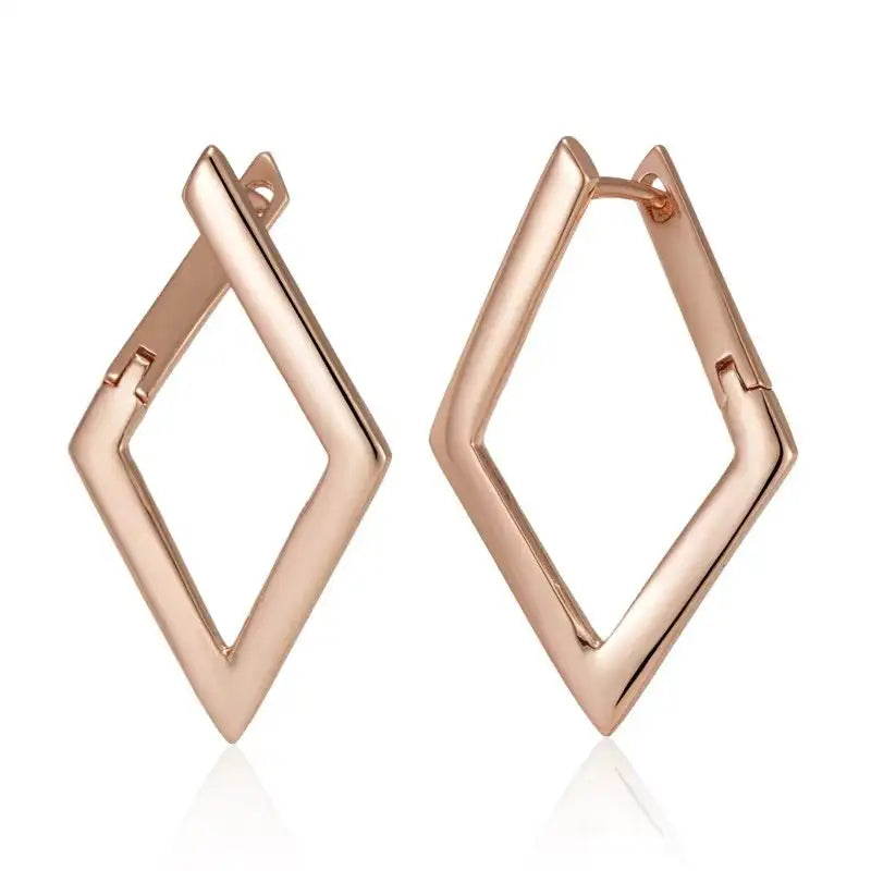 French Hollow Pattern Heart-shaped Earrings - Lootquake