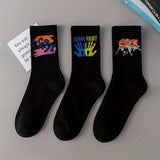 3/6/8/10/12 paires de chaussettes mi-longues avec graffitis et peinture au pistolet pour une mode, un confort et une durabilité personnalisés
