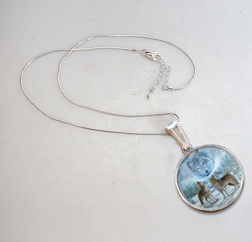 Collar con colgante de nácar bañado en plata de Sky Wolves Howling - 44035