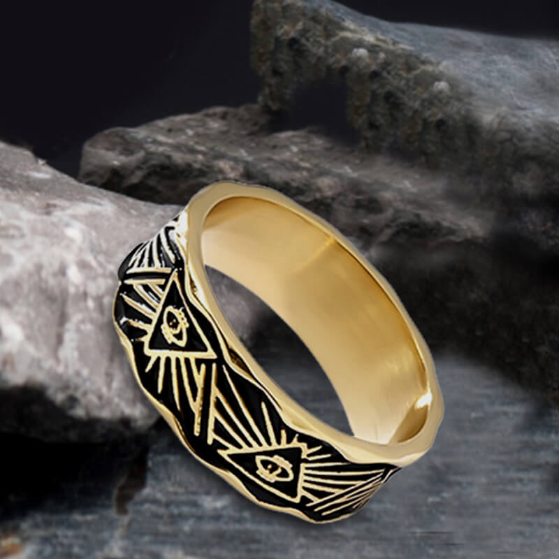 Anillo de acero inoxidable con el ojo que todo lo ve