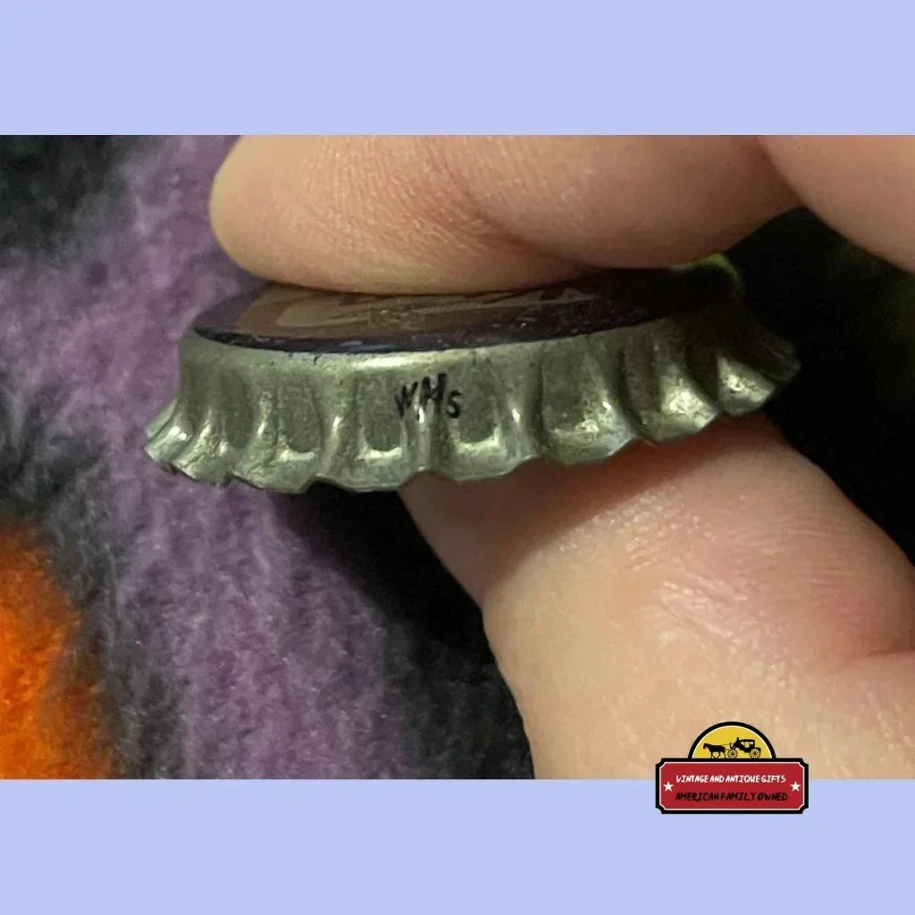 Rare Antique Vintage King Bee Grape Soda Bottle Cap from the 1950s