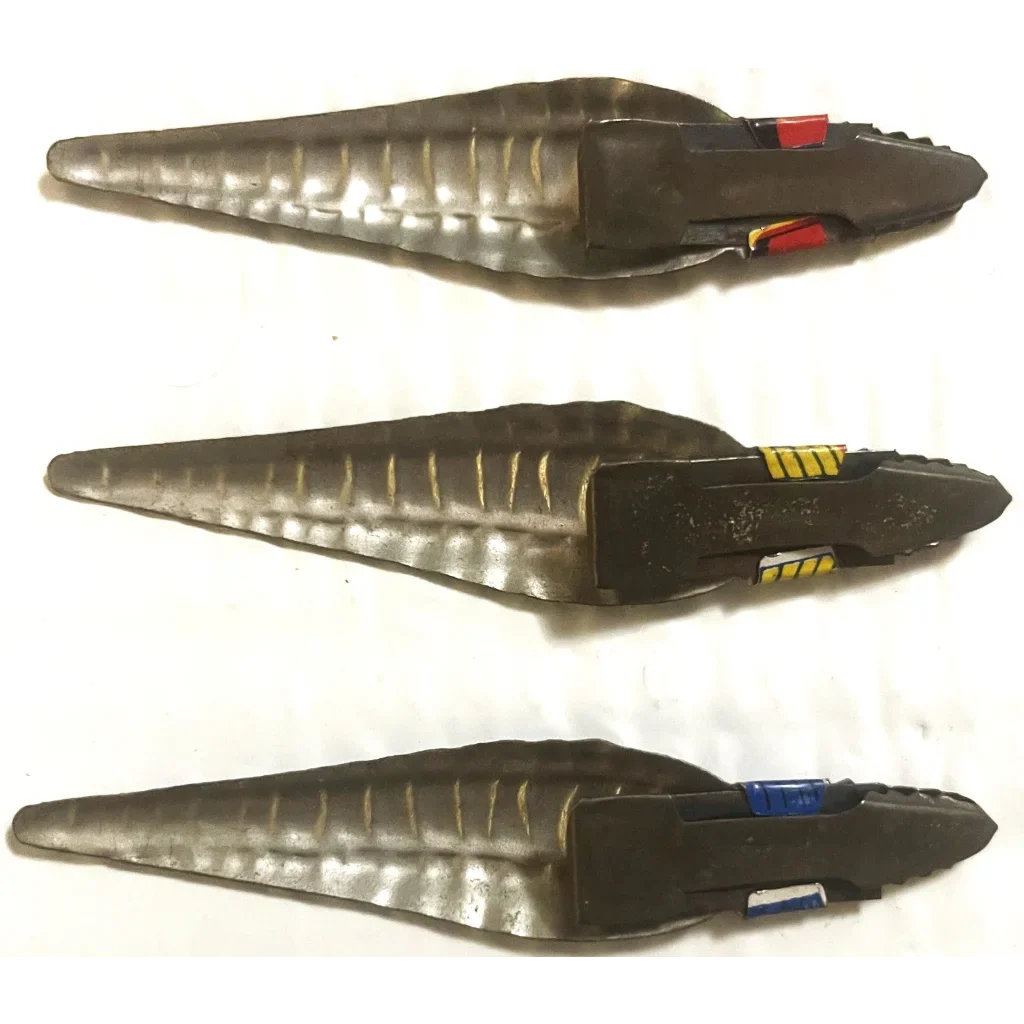 Vintage 1950s Snake Tin Clicker Brings Nostalgia to Life