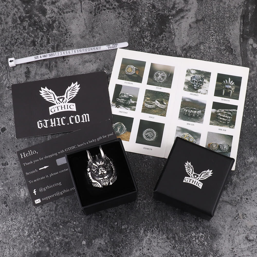 Anillo de acero inoxidable con el dios egipcio de la muerte, Anubis