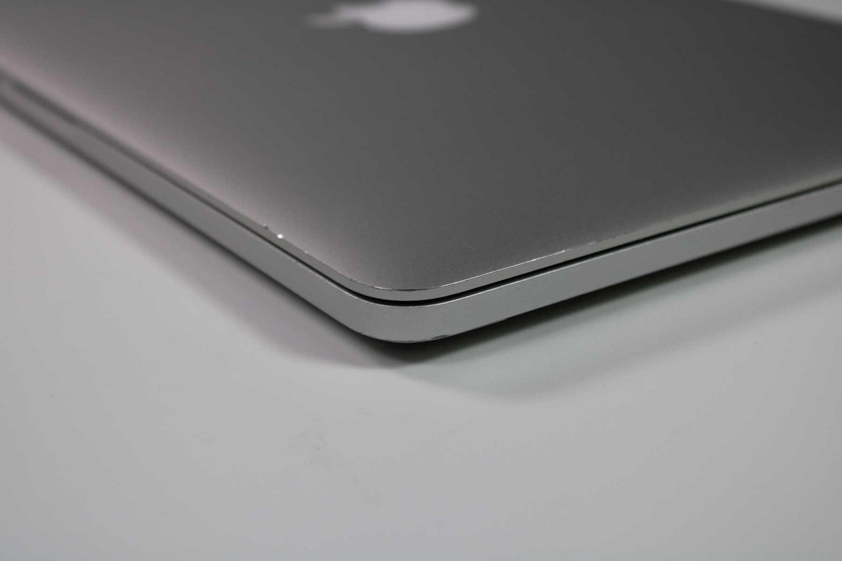 Apple MacBook Pro 13-inch 2014 2.6GHz Core i5 8GB RAM Integrated Graphics (Wear & Tear Special)