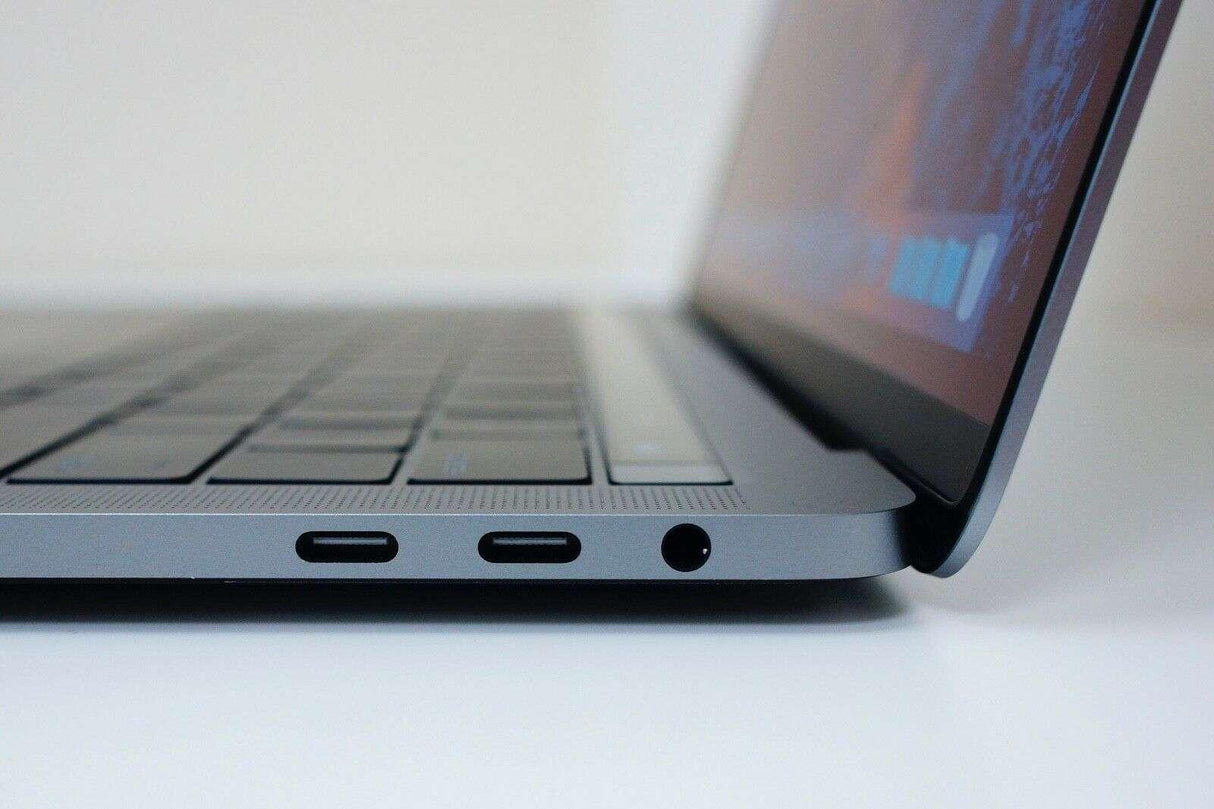 Apple MacBook Pro 13-inch 2017 3.5 GHz Core i7 1TB SSD 16GB RAM Touch Bar