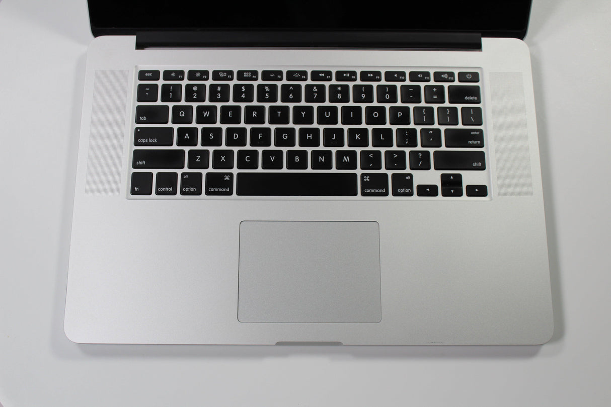 Apple MacBook Pro 15-inch 2013 2.6GHz Core i7 16GB RAM Dual GPU (Wear & Tear Special)