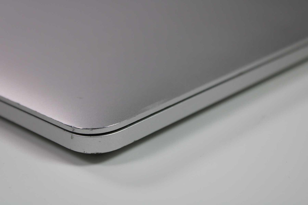Apple MacBook Pro 15-inch 2013 2.6GHz Core i7 16GB RAM Dual GPU (Wear & Tear Special)