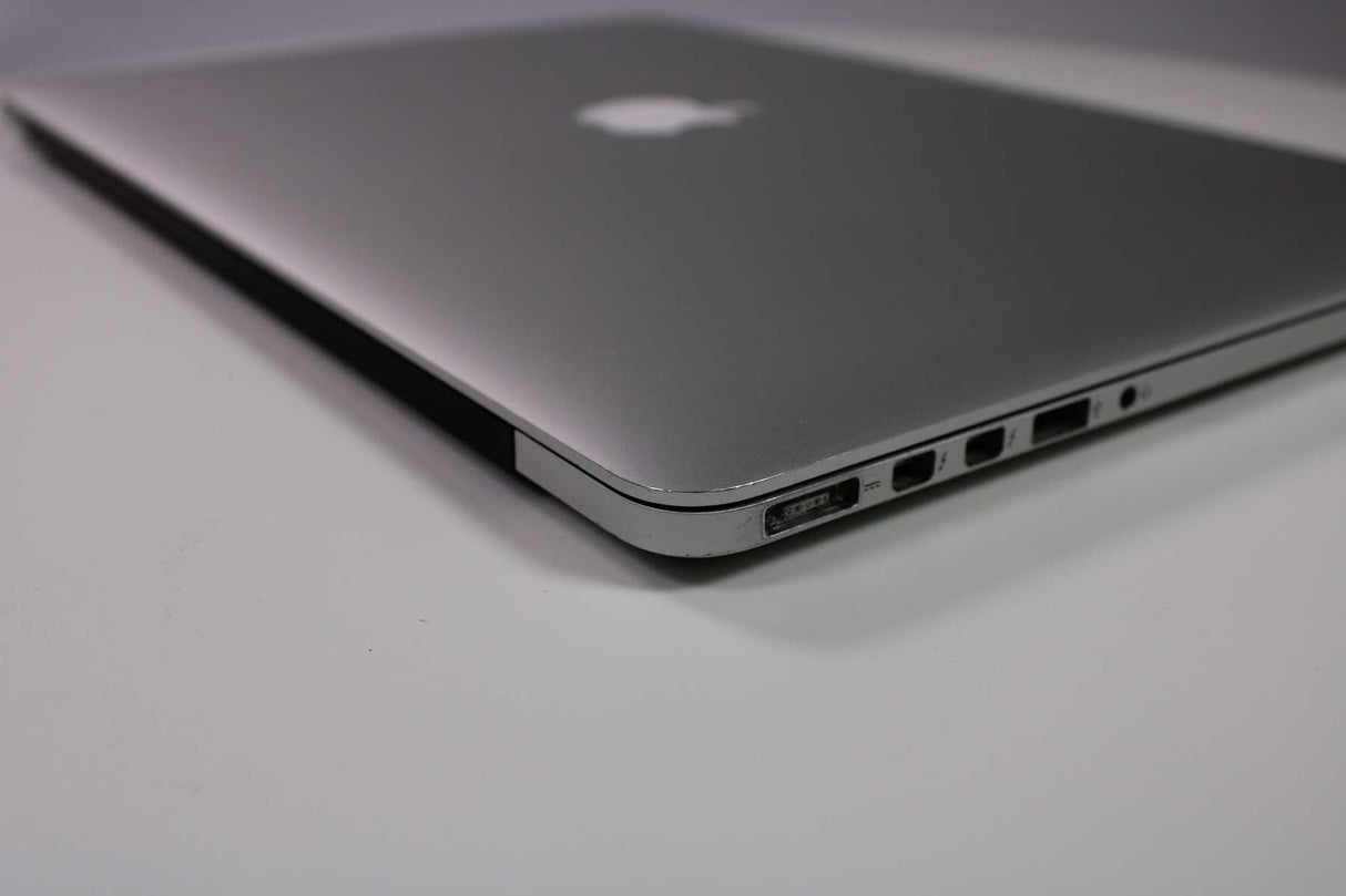 Apple MacBook Pro 15-inch 2013 2.8GHz Core i7 16GB RAM Dual GPU (Wear & Tear Special)