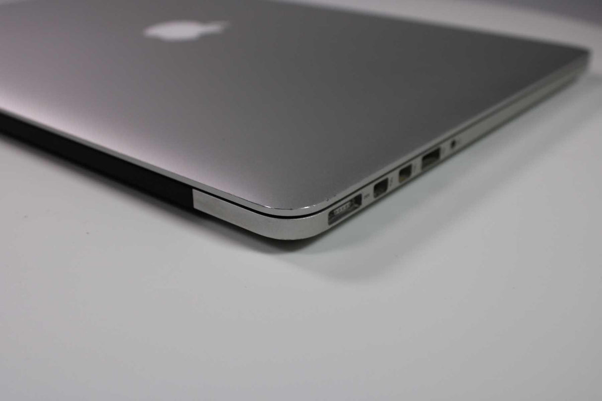 Apple MacBook Pro 15-inch 2013 2.8GHz Core i7 16GB RAM Dual GPU (Wear & Tear Special)