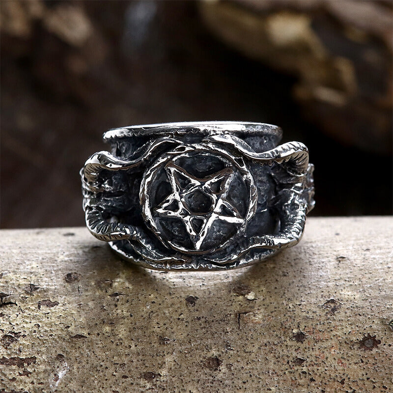 Anillo de ocultismo de acero inoxidable con sello de Baphomet