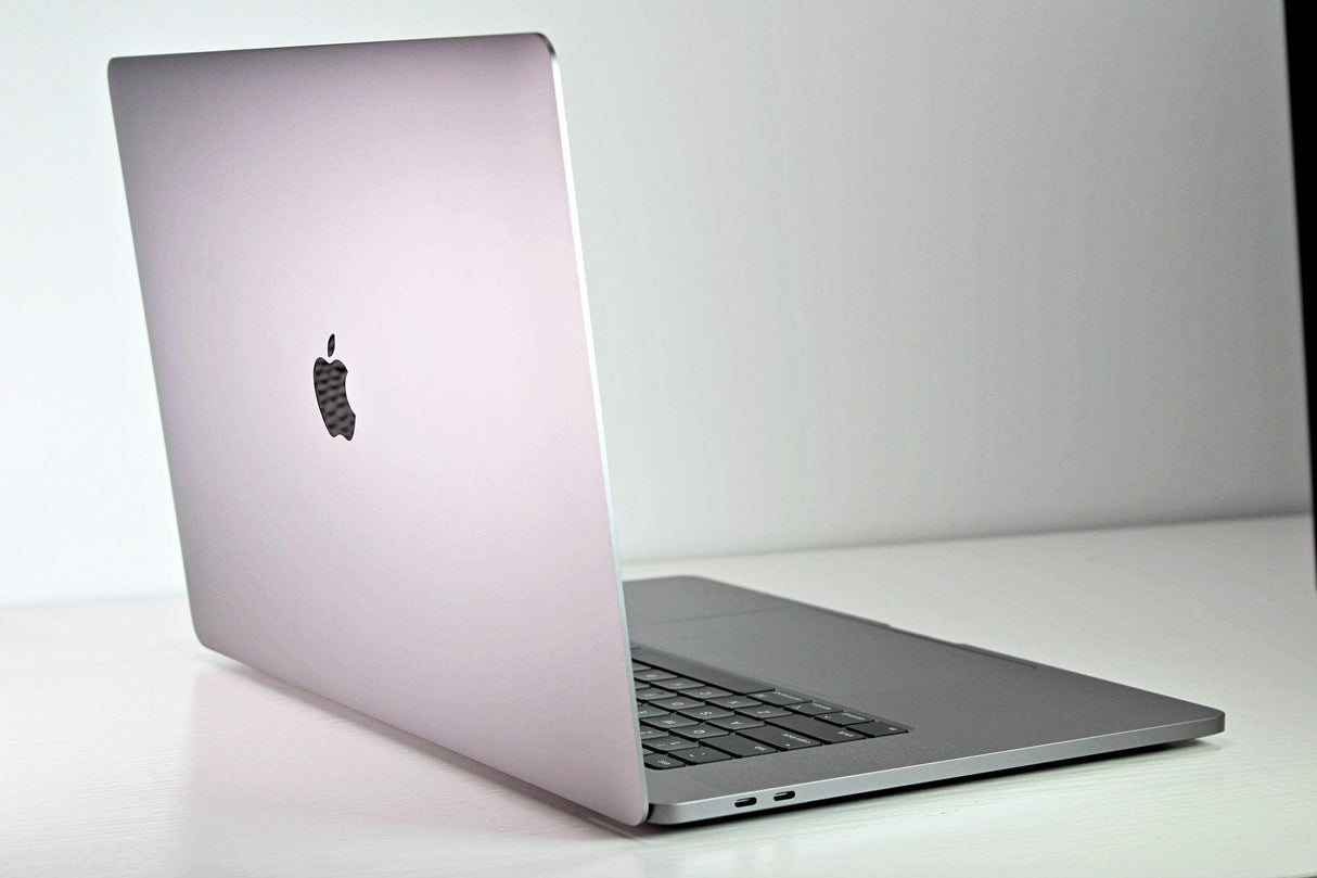 2018 Apple MacBook Pro 15-Inch Core i9 2.9GHz-4.8GHz 32GB RAM 1TB SSD (Silver)