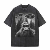 Bigfoot Sasquatch Alien UFO Print T-shirt