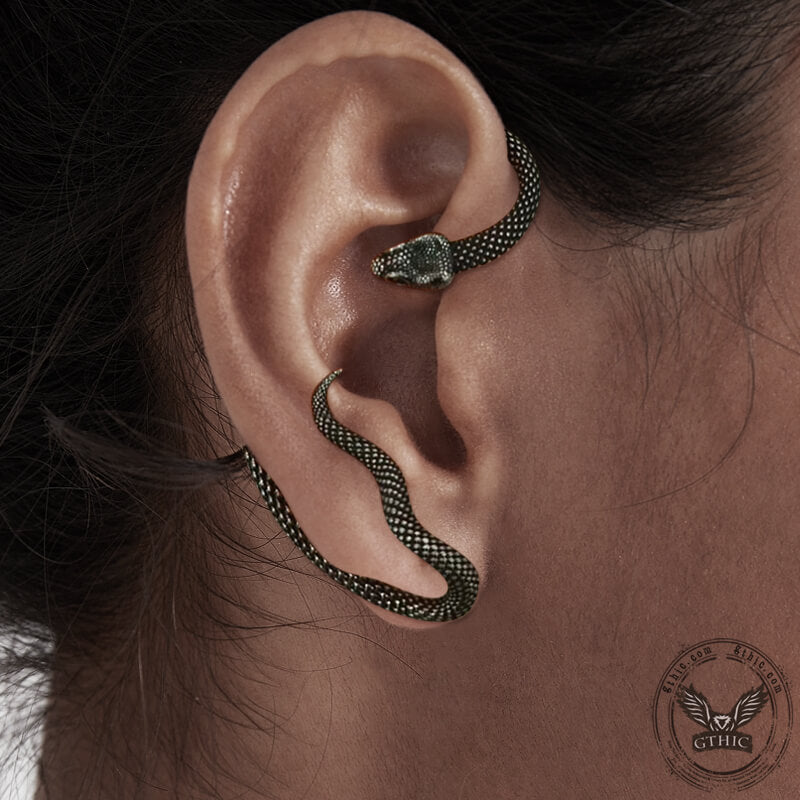 Puños de oreja de acero inoxidable con forma de serpiente negra