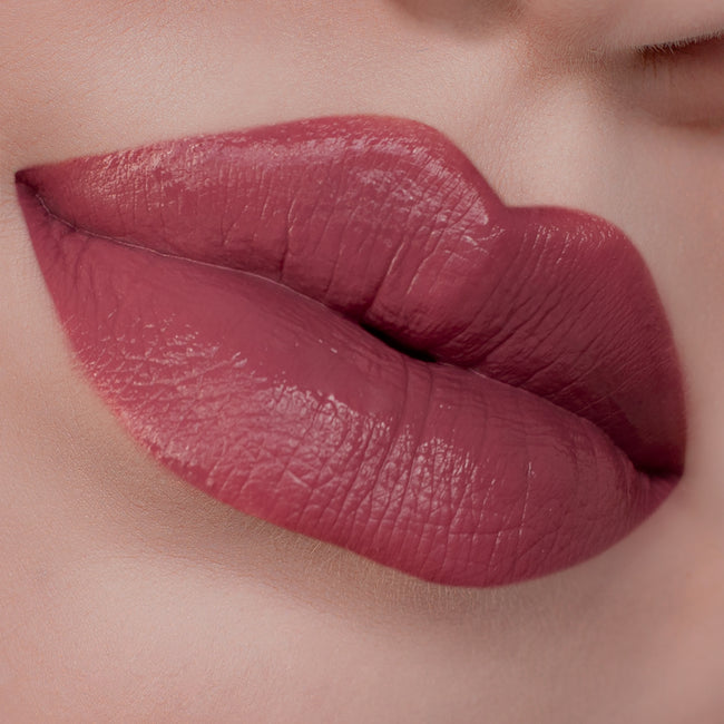 ELLA & MILA Creamy Lips Liquid Lipstick