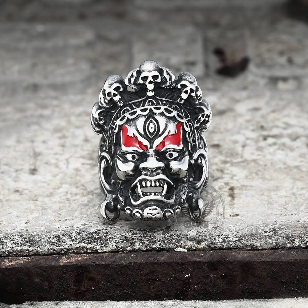 Anillo de calavera de acero inoxidable con el dios Buda de la riqueza