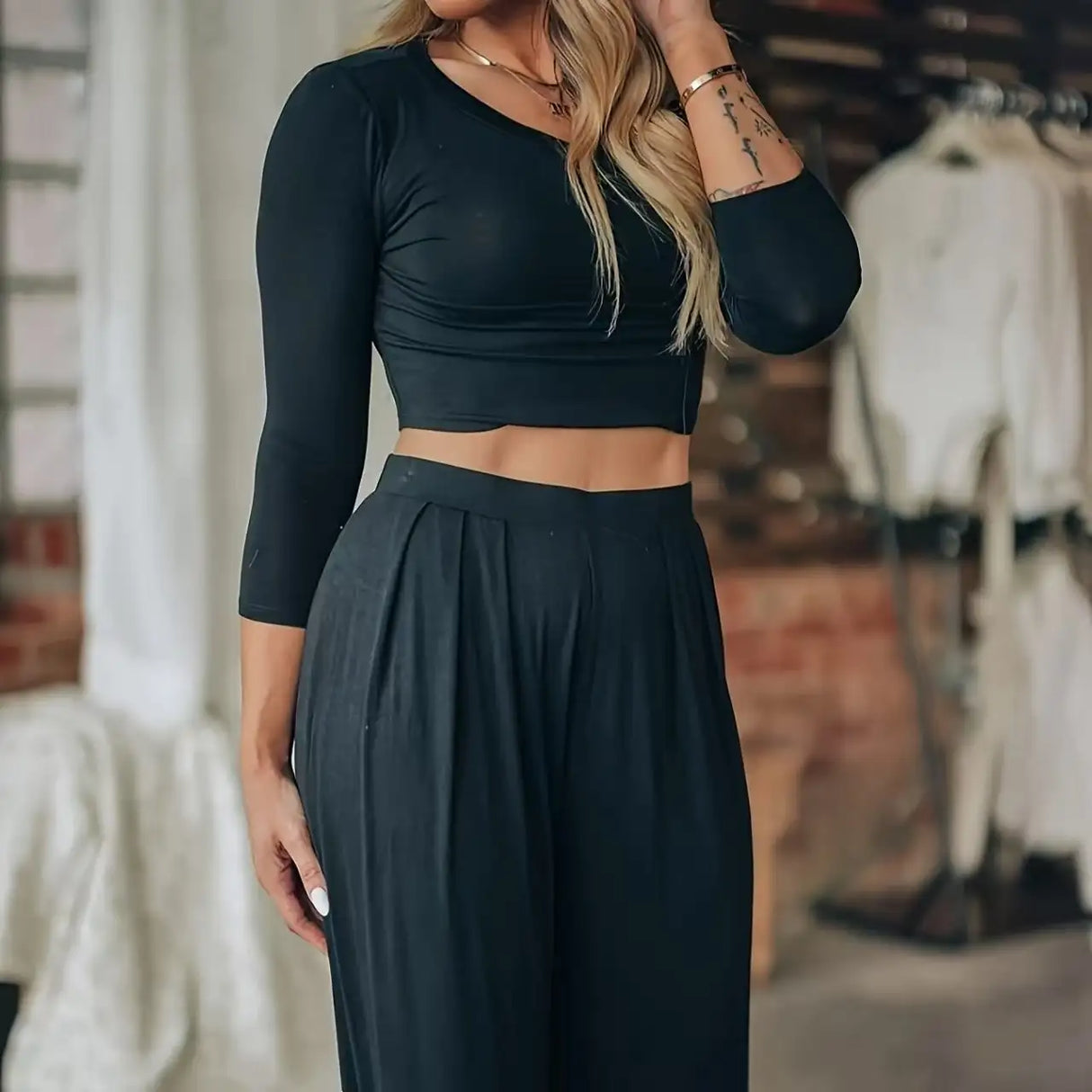 Women's Solid Color Two-piece Solid Exposed Navel Long Sleeved T-shirt And High Waist Wide Leg Pants Set - Lootquake