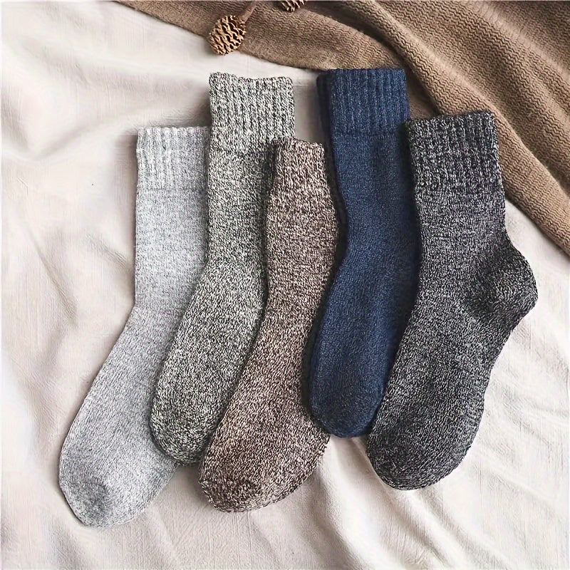 Lot de 5 paires de chaussettes chaudes en laine mérinos pour homme et femme, idéales pour les activités hivernales de plein air, la randonnée, le trekking, le camping et la pêche.