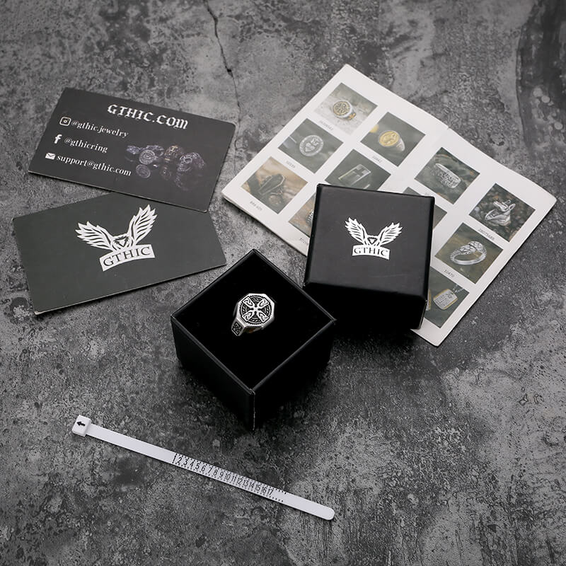 Anillo vikingo de acero inoxidable con cruz celta