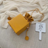 Chic Alligator Pattern Bucket Bag