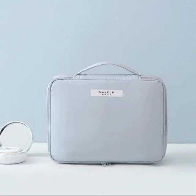 Chic Beauty Bag Organizer