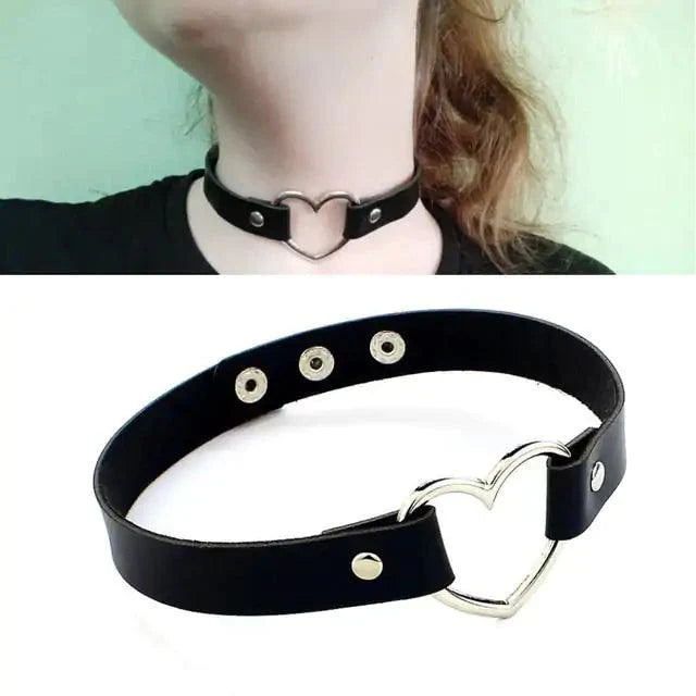 Chic Leather Collar
