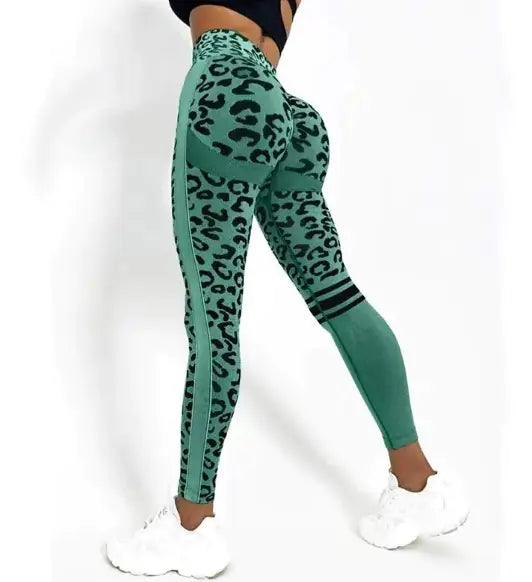 Chic Leopard Yoga High-Rise Tights