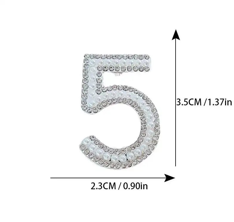Korean Version Of Xiaoxiangfeng Digital 5 Shiny Brooch - Lootquake