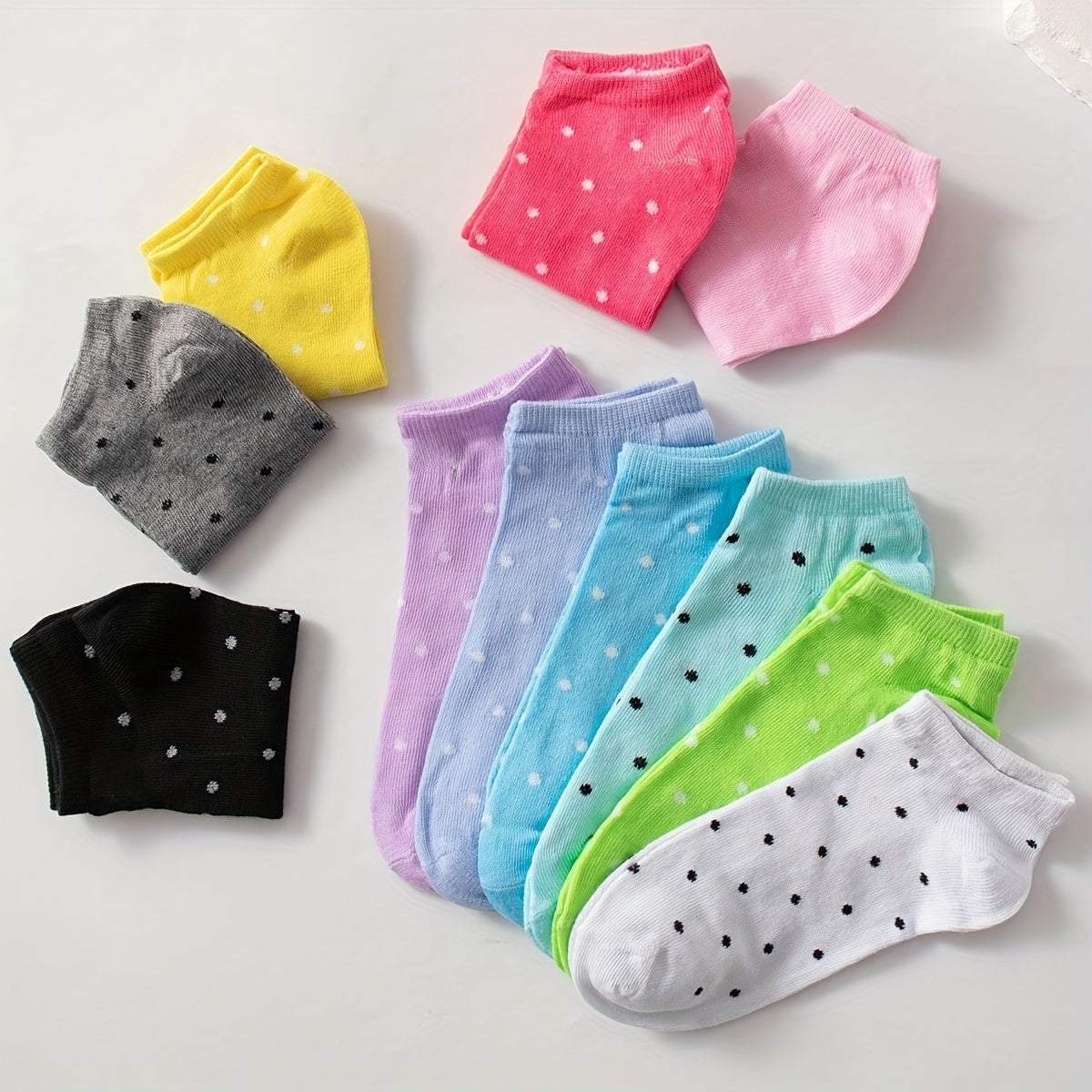 20/40 Pairs Heart Print Socks, Valentine's Day Candy Colored Ankle Socks, Women's Stockings & Hosiery