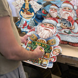 Decoración navideña para puerta con Papá Noel en un avión de G. DeBrekht - Decoración navideña con muñeco de nieve de Papá Noel - 8112170H