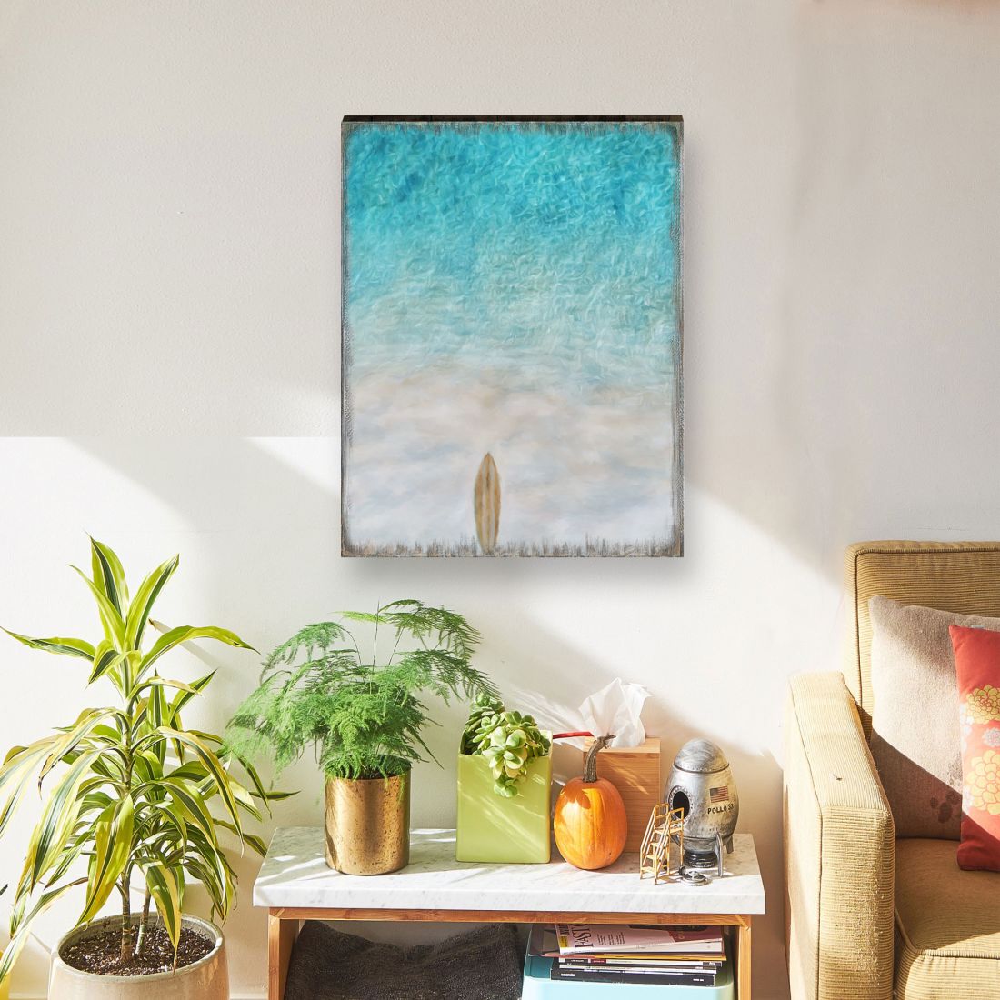 Tabla de surf de madera para pared costera de Nature Wonders - Decoración costera con vida marina - 95394B