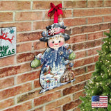 Decoración para puerta "Amigos congelados" (brillo escarchado) de Jamie Mills-Price - Decoración navideña de Papá Noel y muñeco de nieve - 8457511H